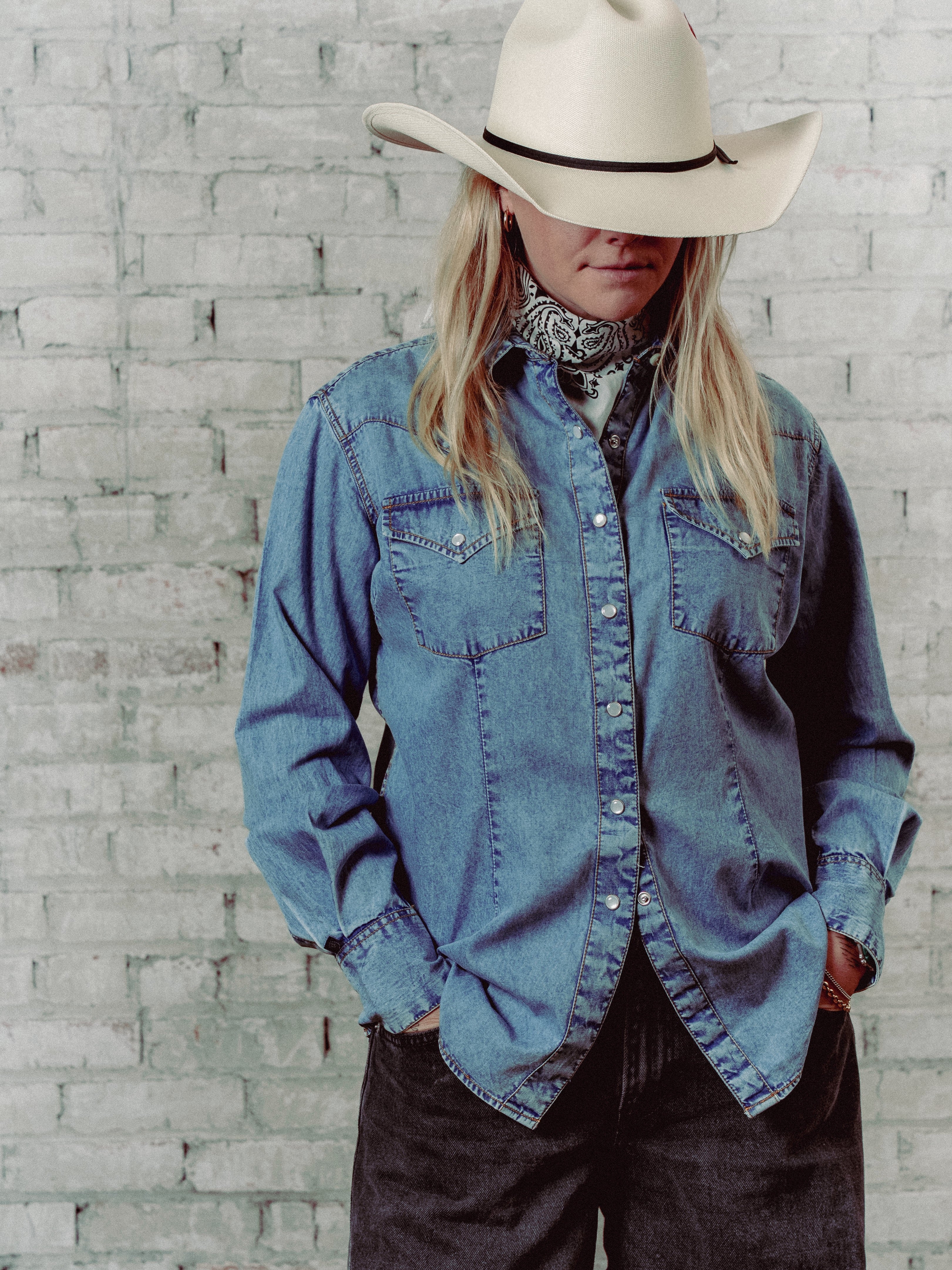 Rockmount Women's Denim Western Shirt