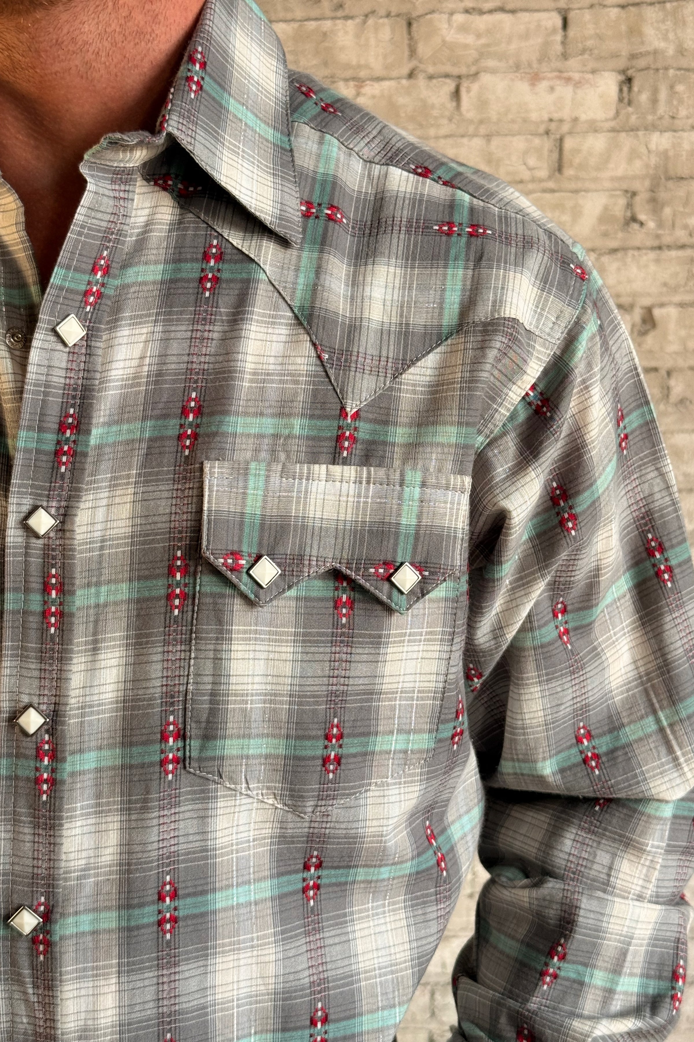 Men's Shadow Plaid Dobby Lurex Western Shirt by Rockmount Ranch Wear in grey with sawtooth pockets and diamond snaps