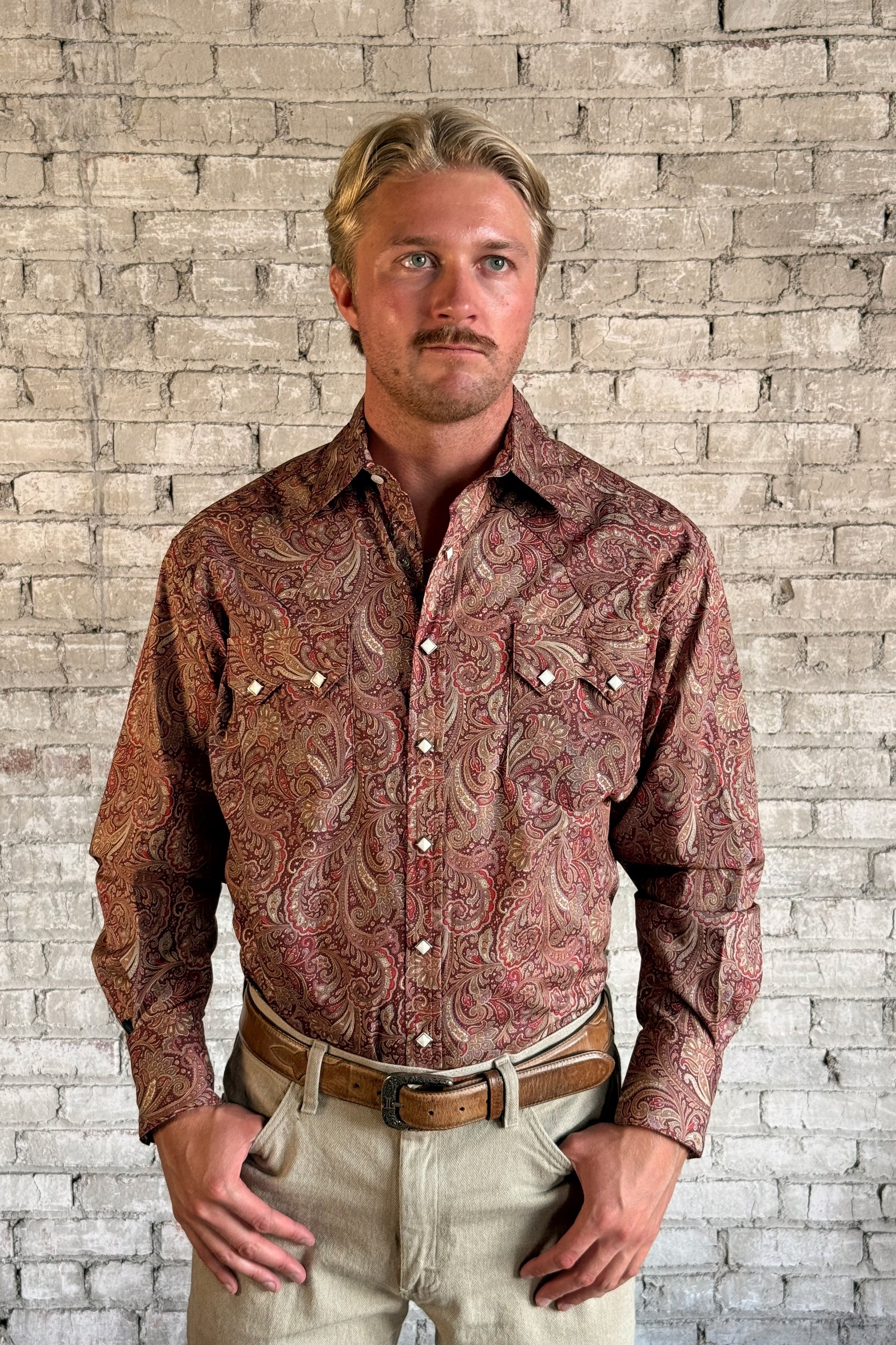 Men's Ornate Paisley Print Western Shirt in Burgundy