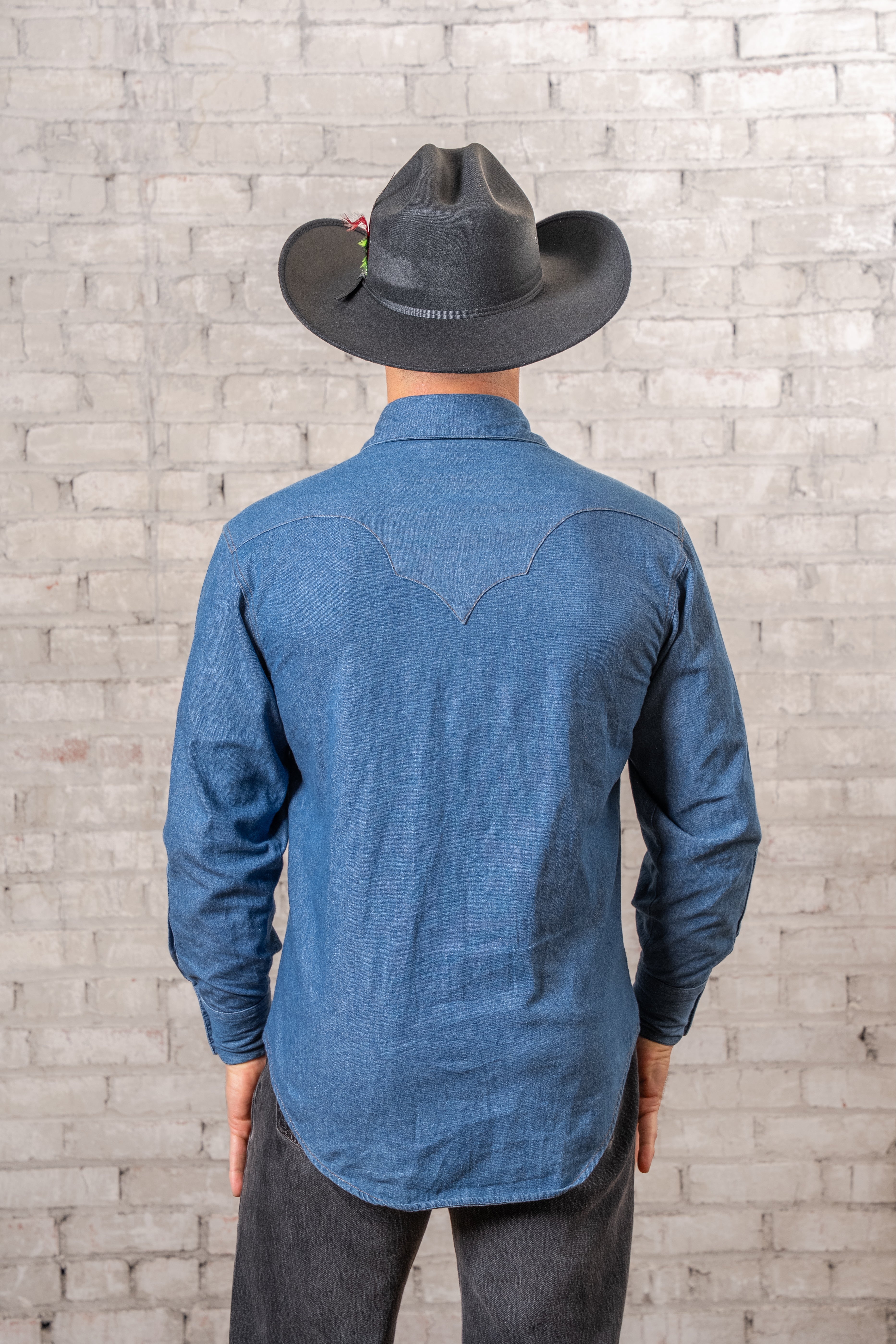Rockmount Men's Light Wash Denim Western Shirt