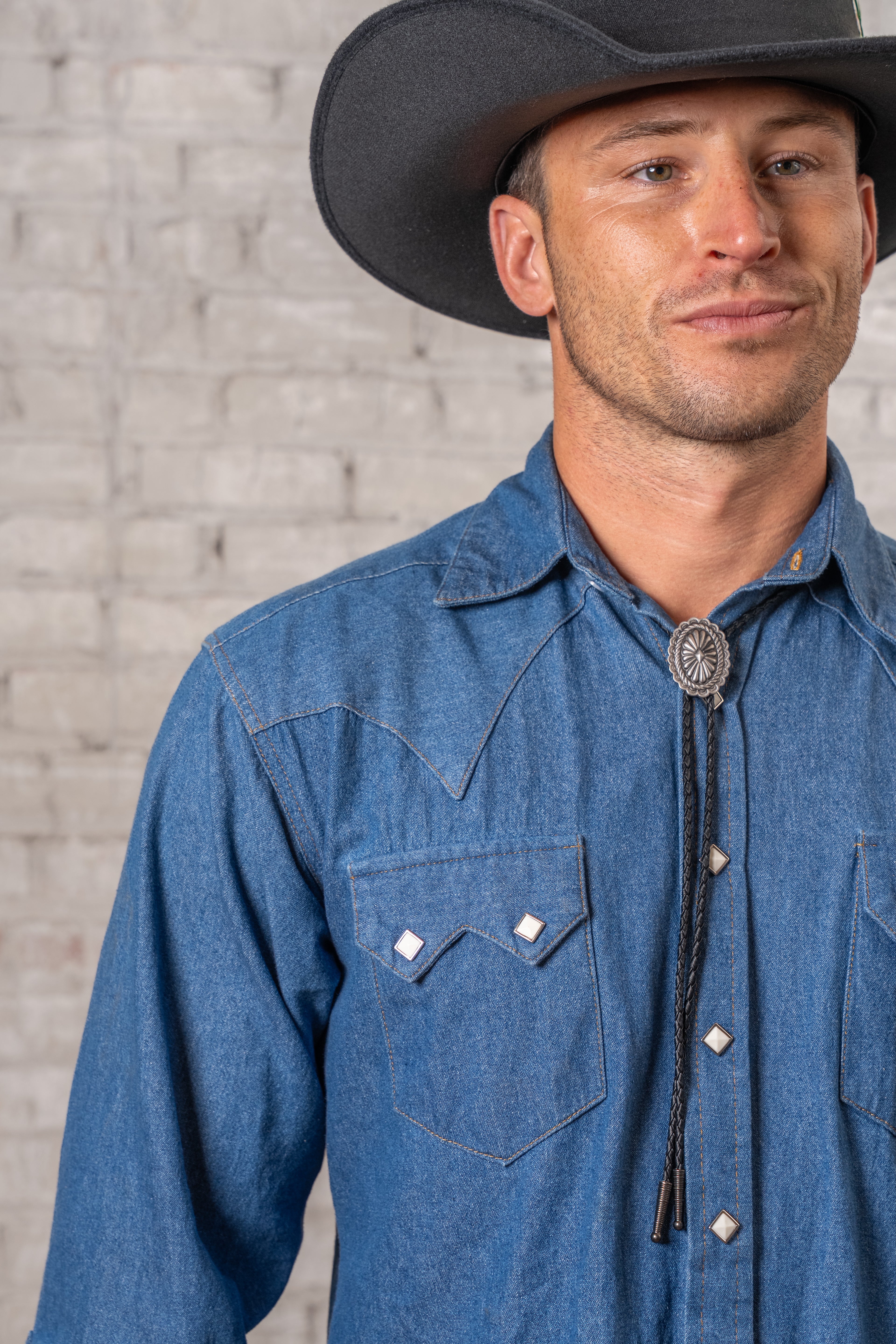 Rockmount Men's Light Wash Denim Western Shirt
