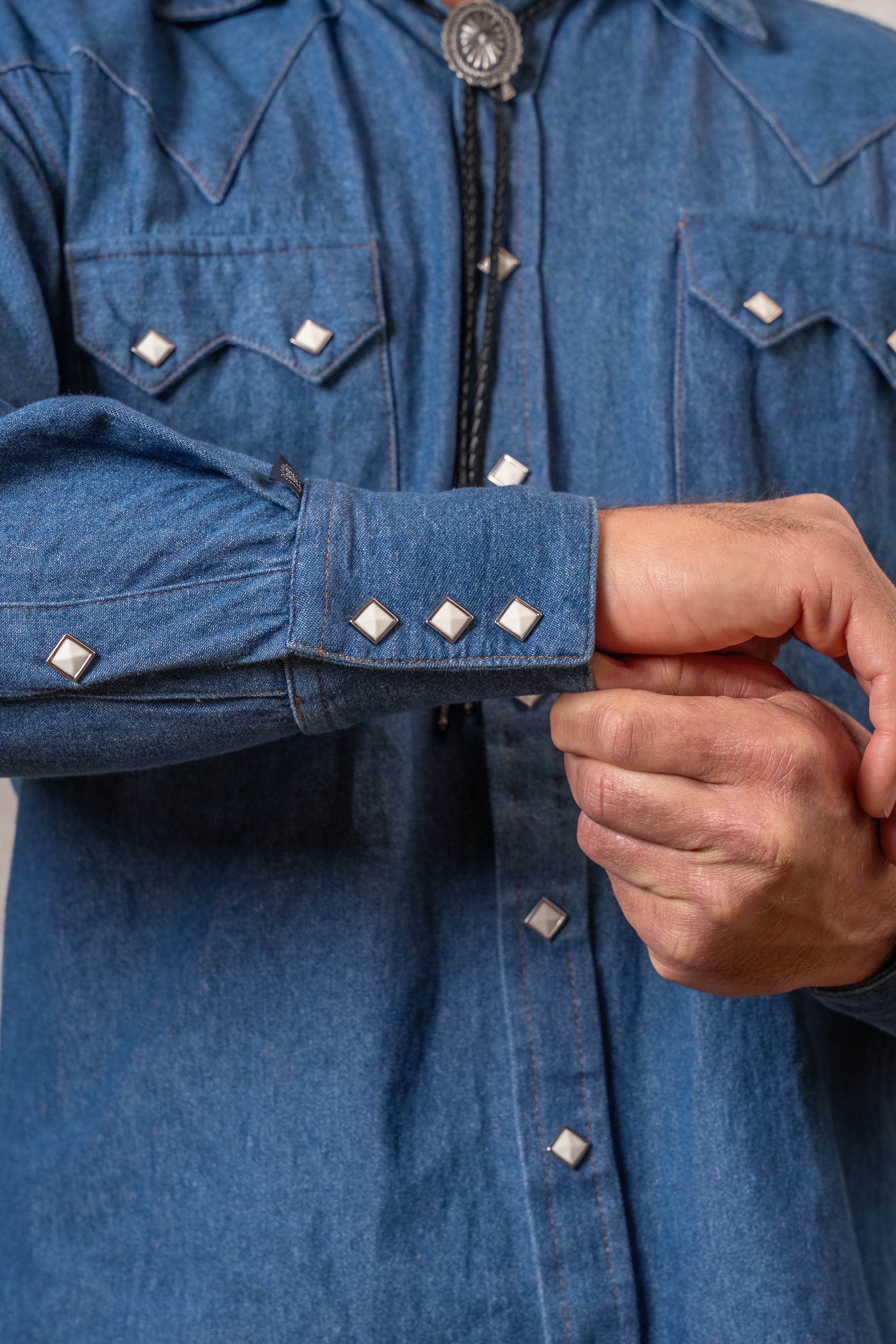 Rockmount Men's Light Wash Denim Western Shirt