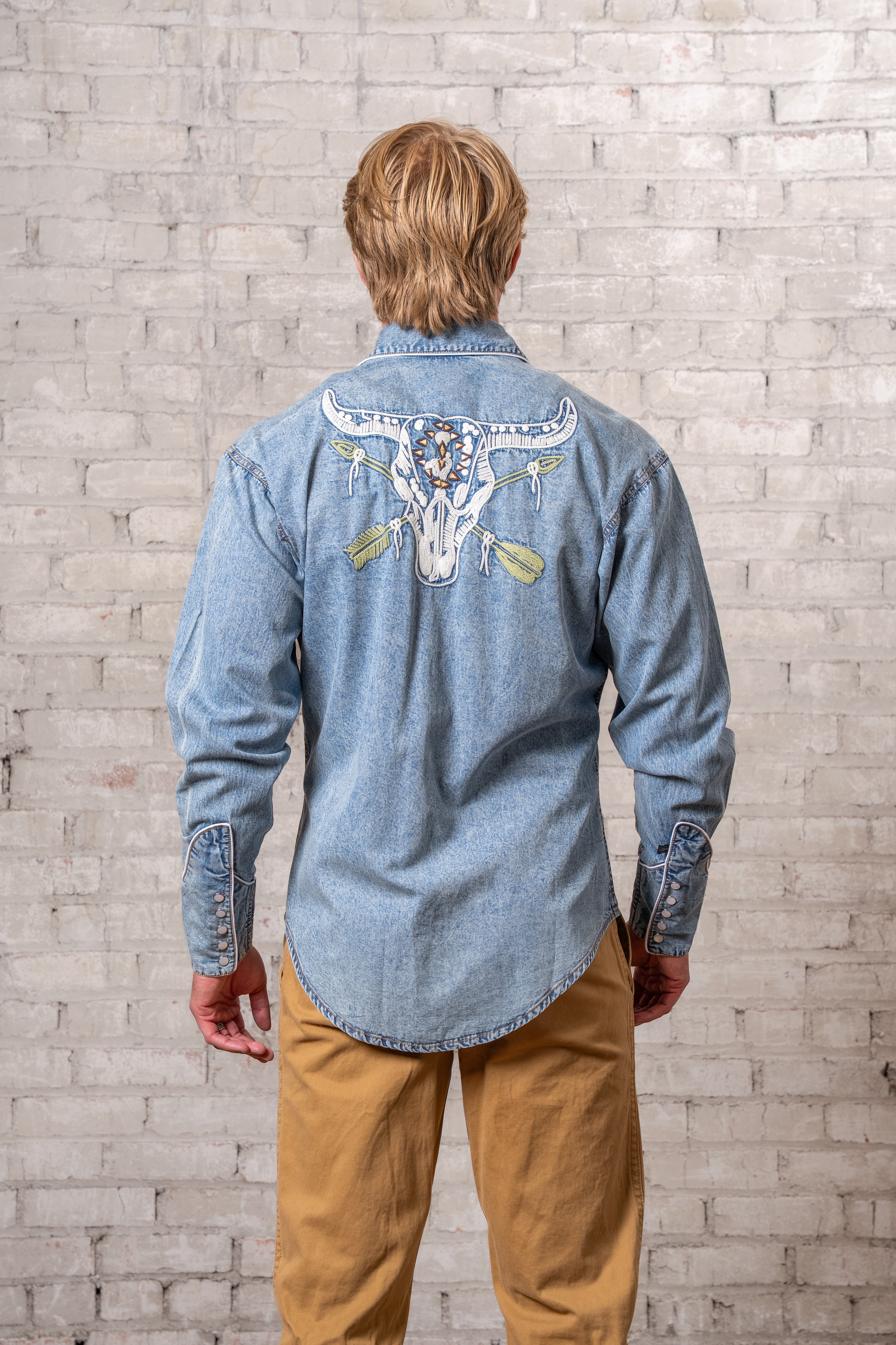 Rockmount Men's Vintage Denim Steer Skull & Arrow Chain Stitch