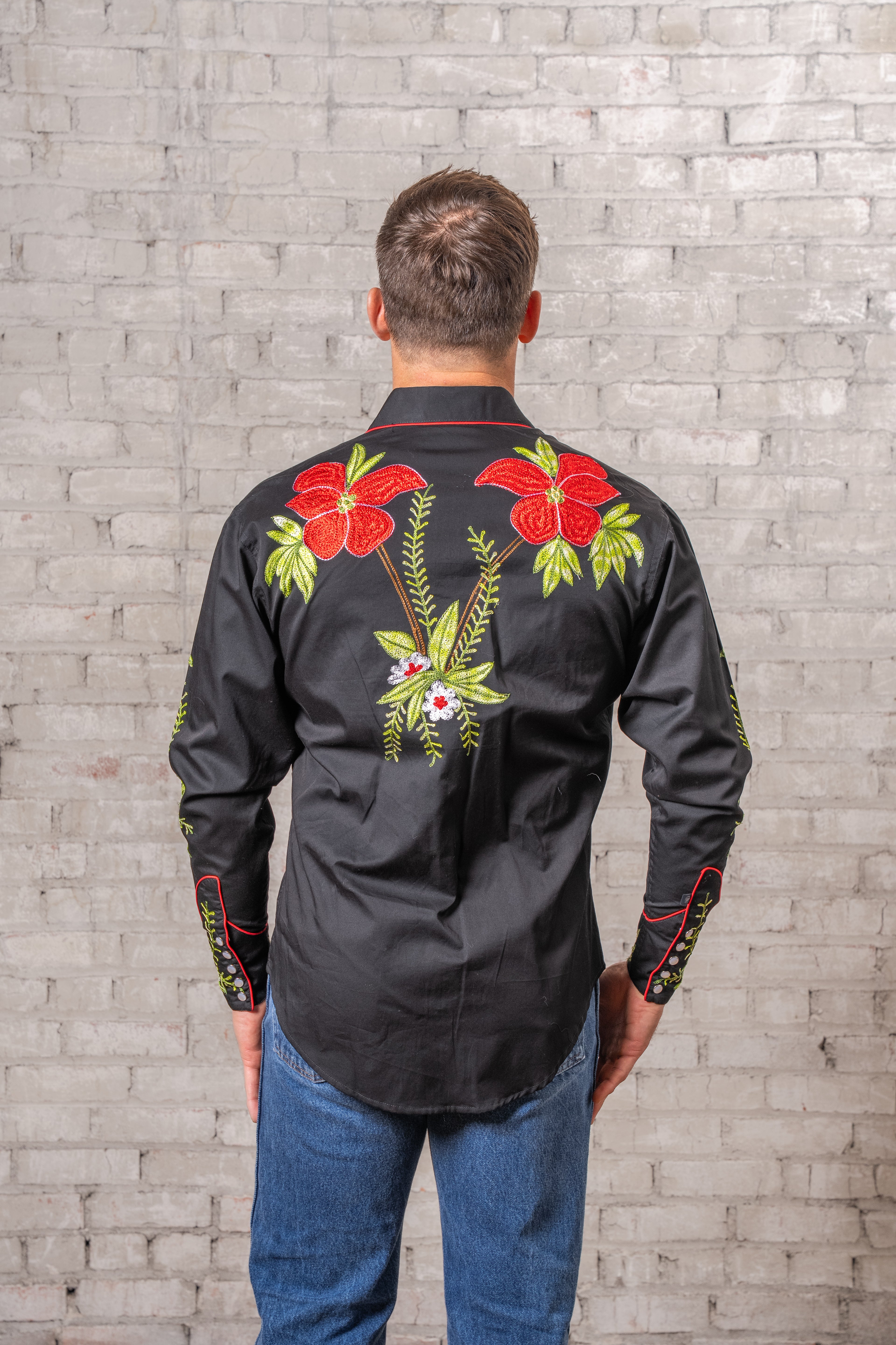 Rockmount Men's Hawaiian Hibiscus Cotton Gabardine Western Shirt