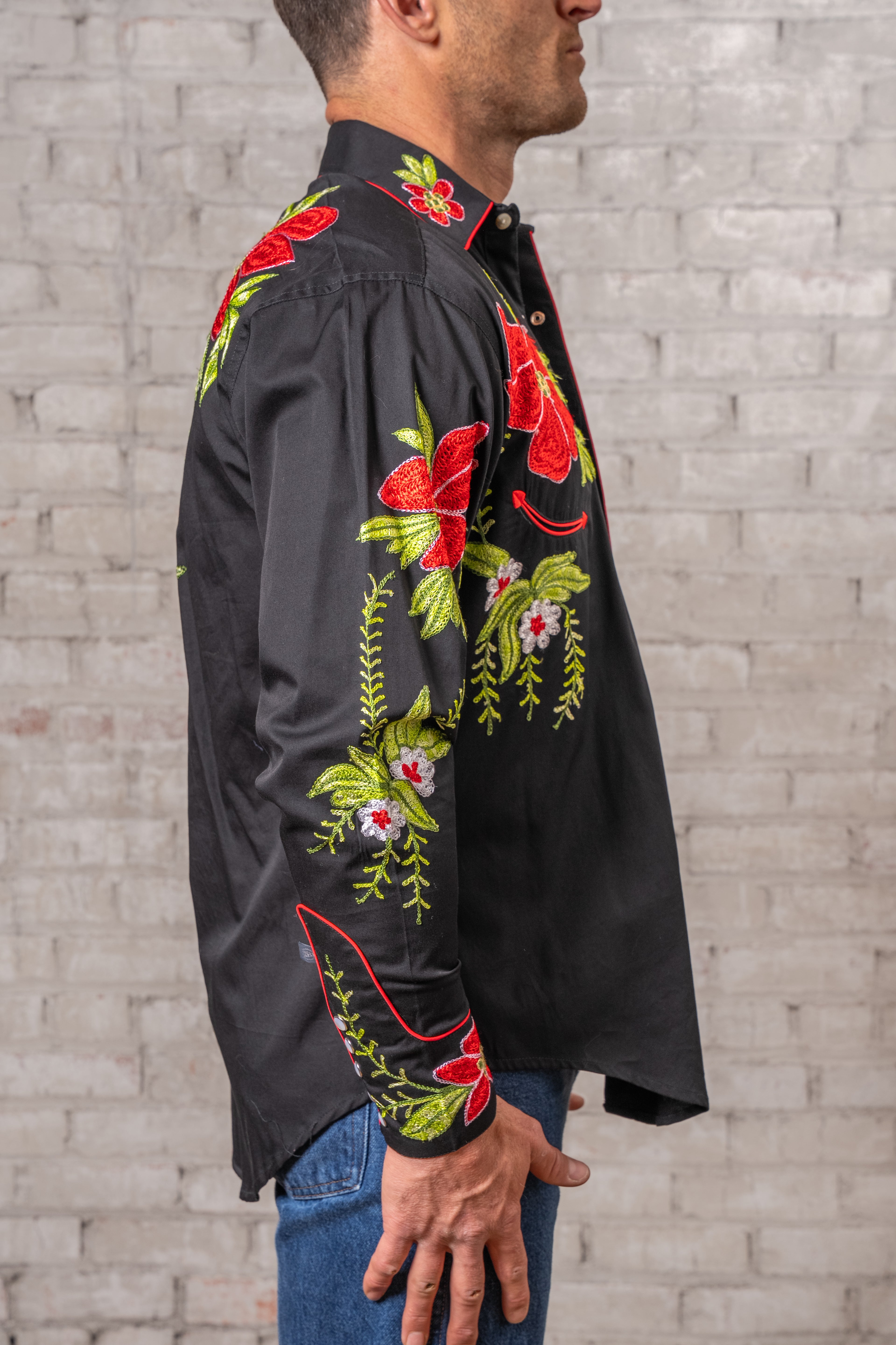 Rockmount Men's Hawaiian Hibiscus Cotton Gabardine Western Shirt