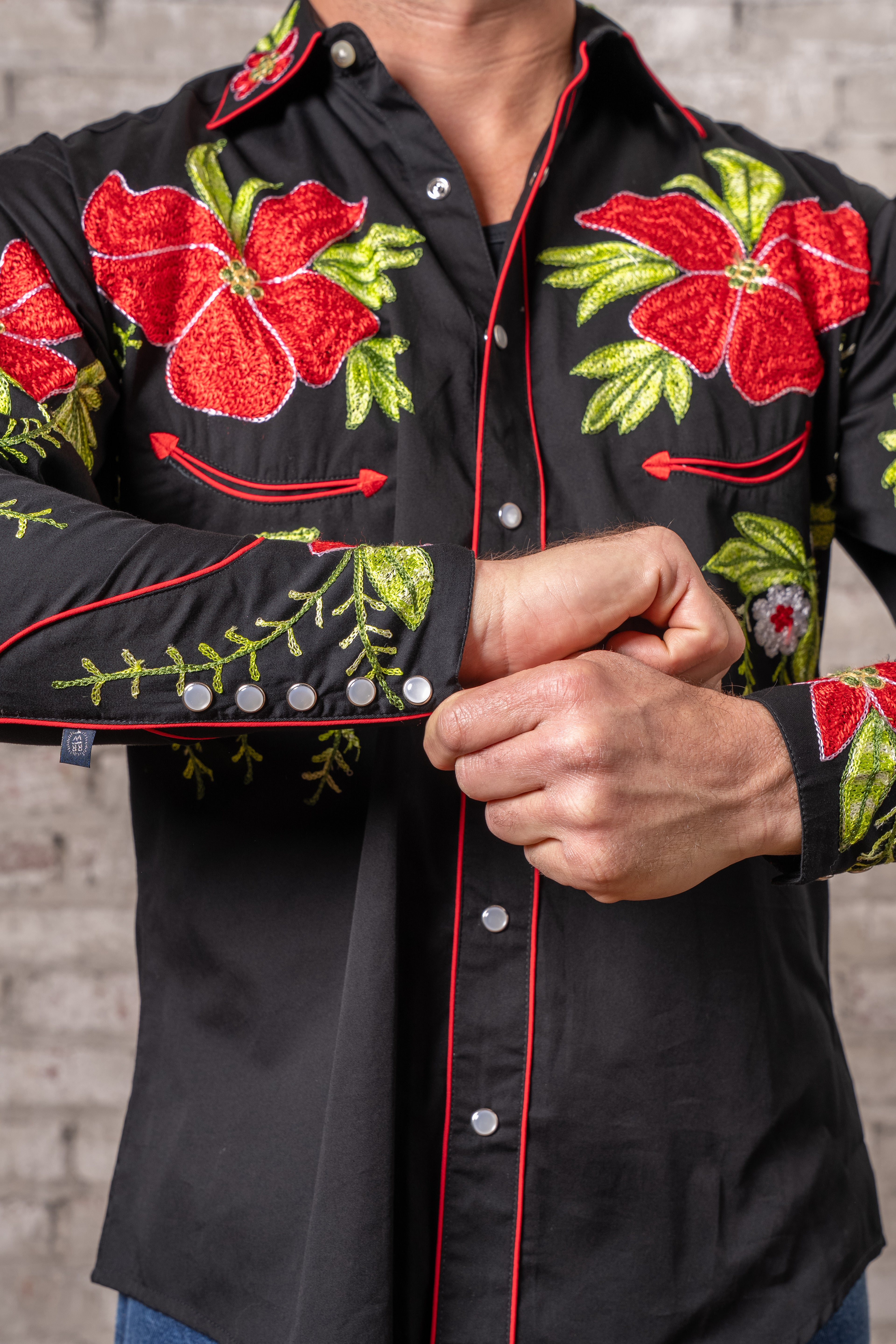 Rockmount Men's Hawaiian Hibiscus Cotton Gabardine Western Shirt