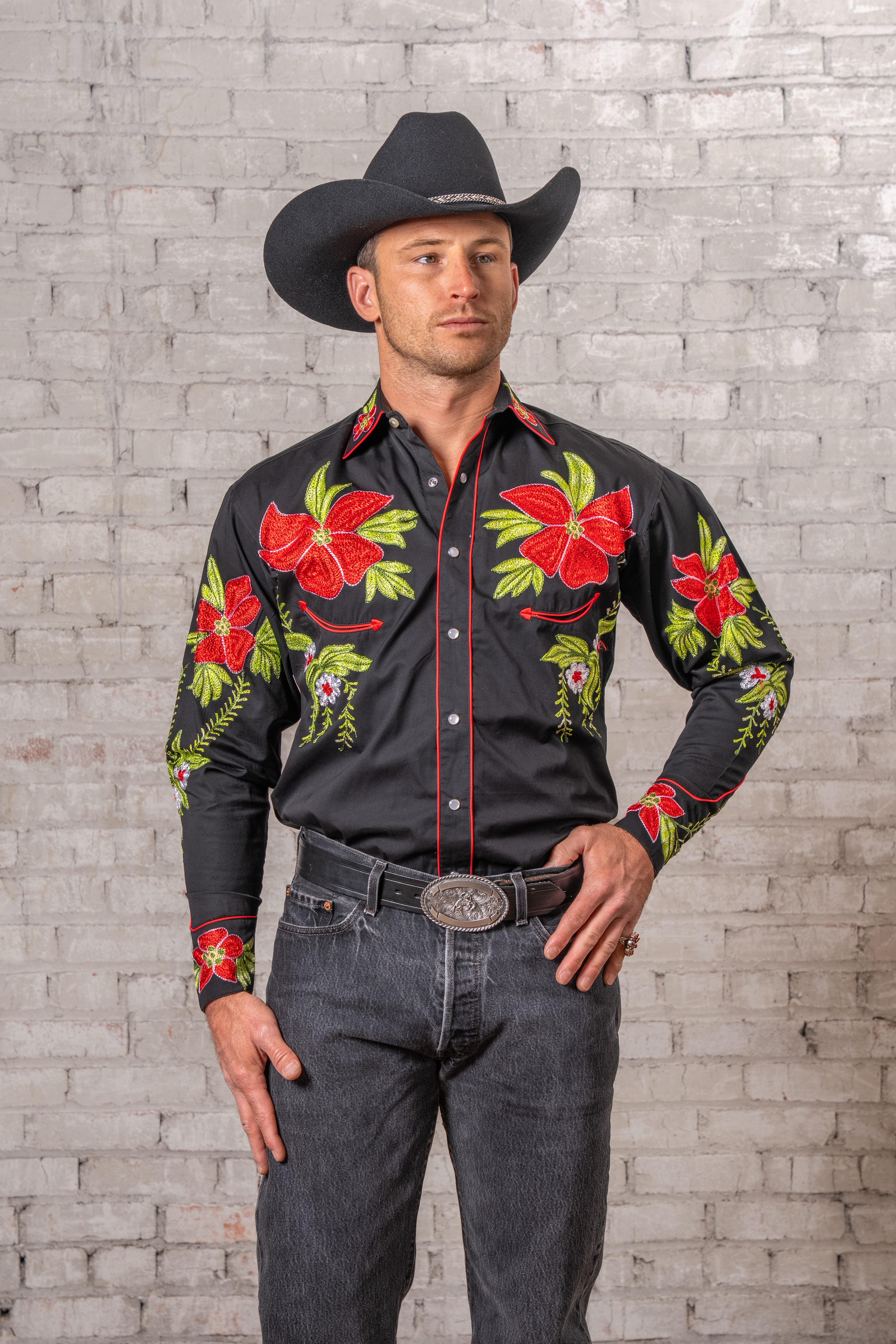 Rockmount Men's Hawaiian Hibiscus Cotton Gabardine Western Shirt