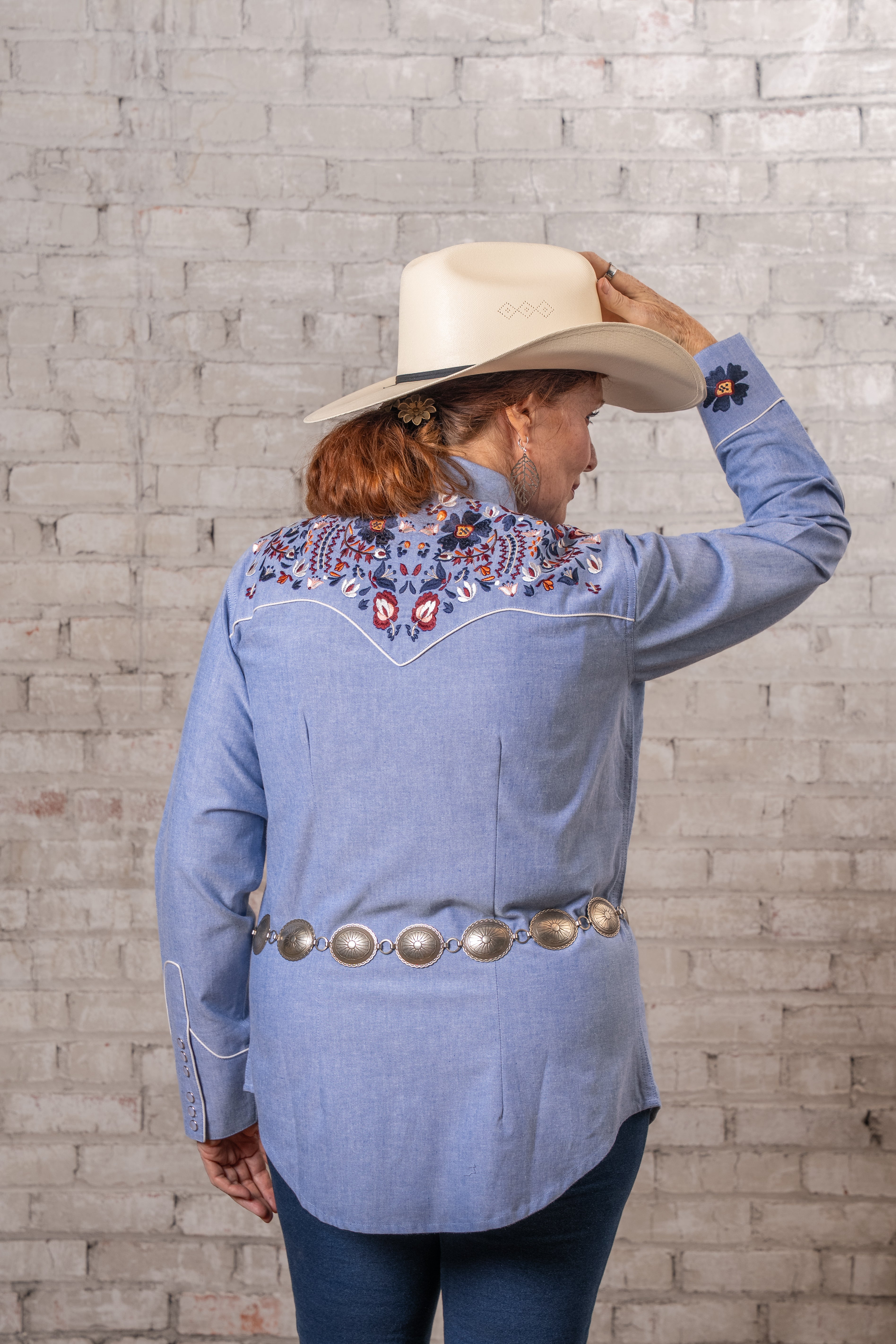 Rockmount Women's Art Deco Tulip Embroidery Cotton Western Shirt
