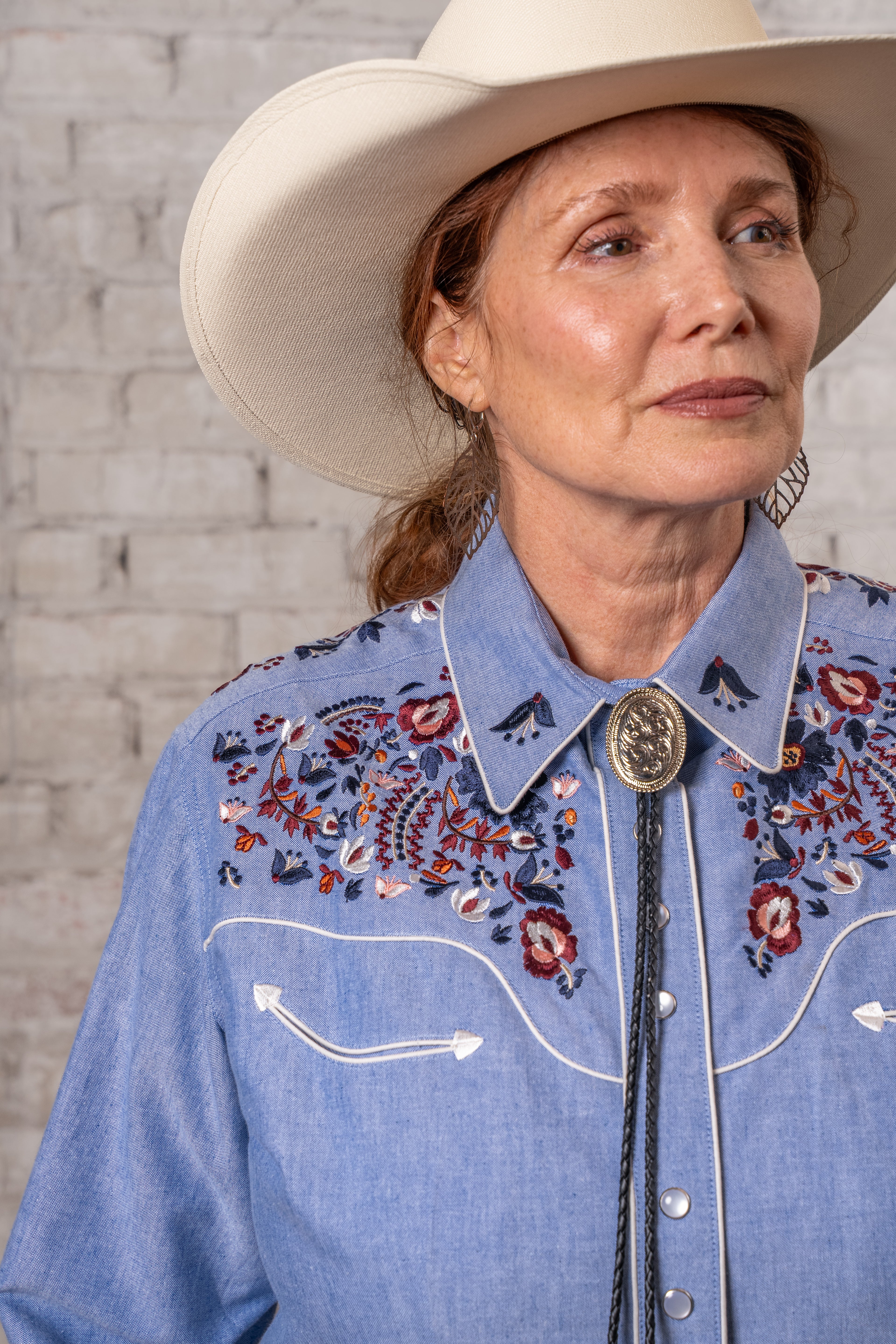 Rockmount Women's Art Deco Tulip Embroidery Cotton Western Shirt