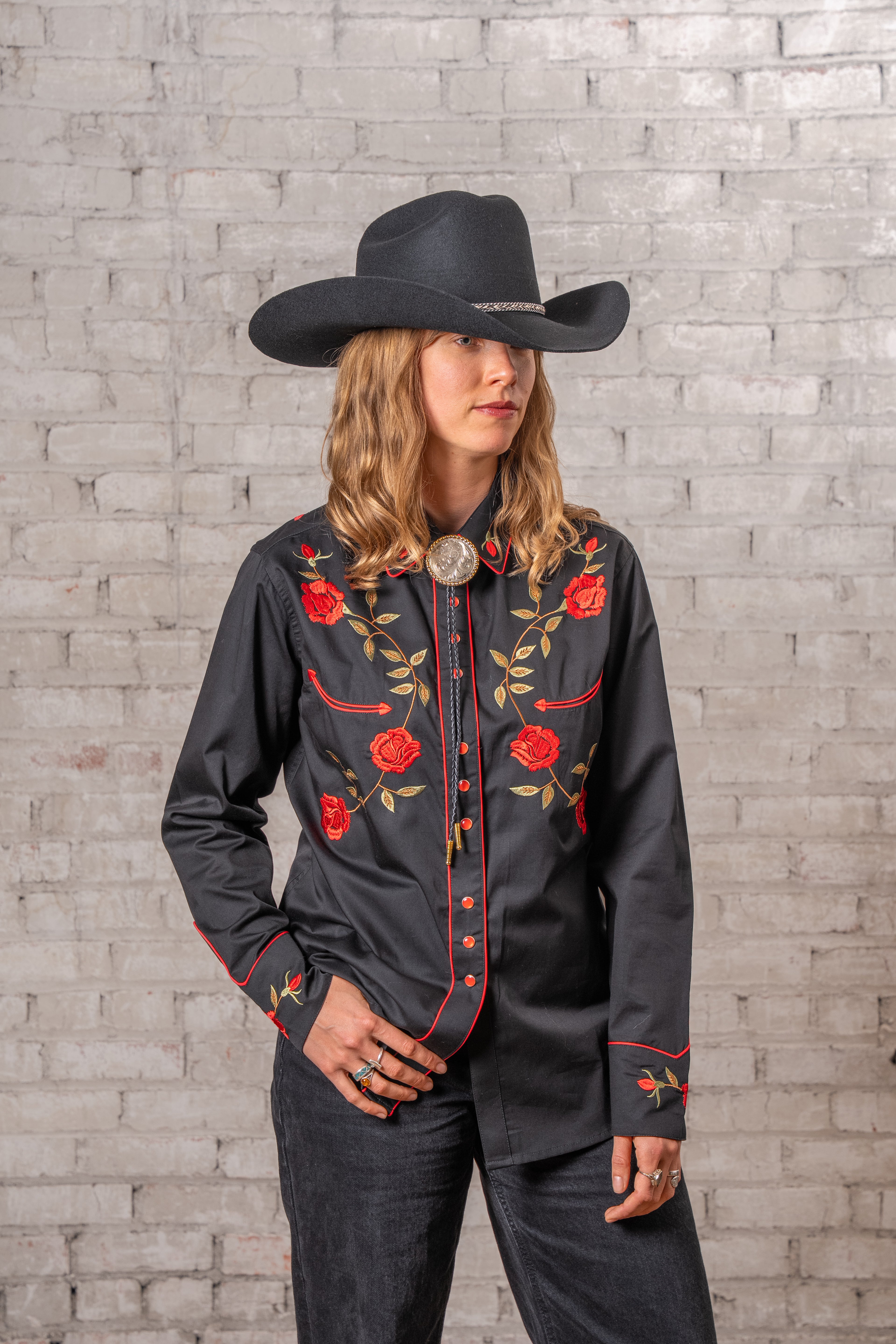 Rockmount Women's Vintage Black Roses Embroidered Western Shirt