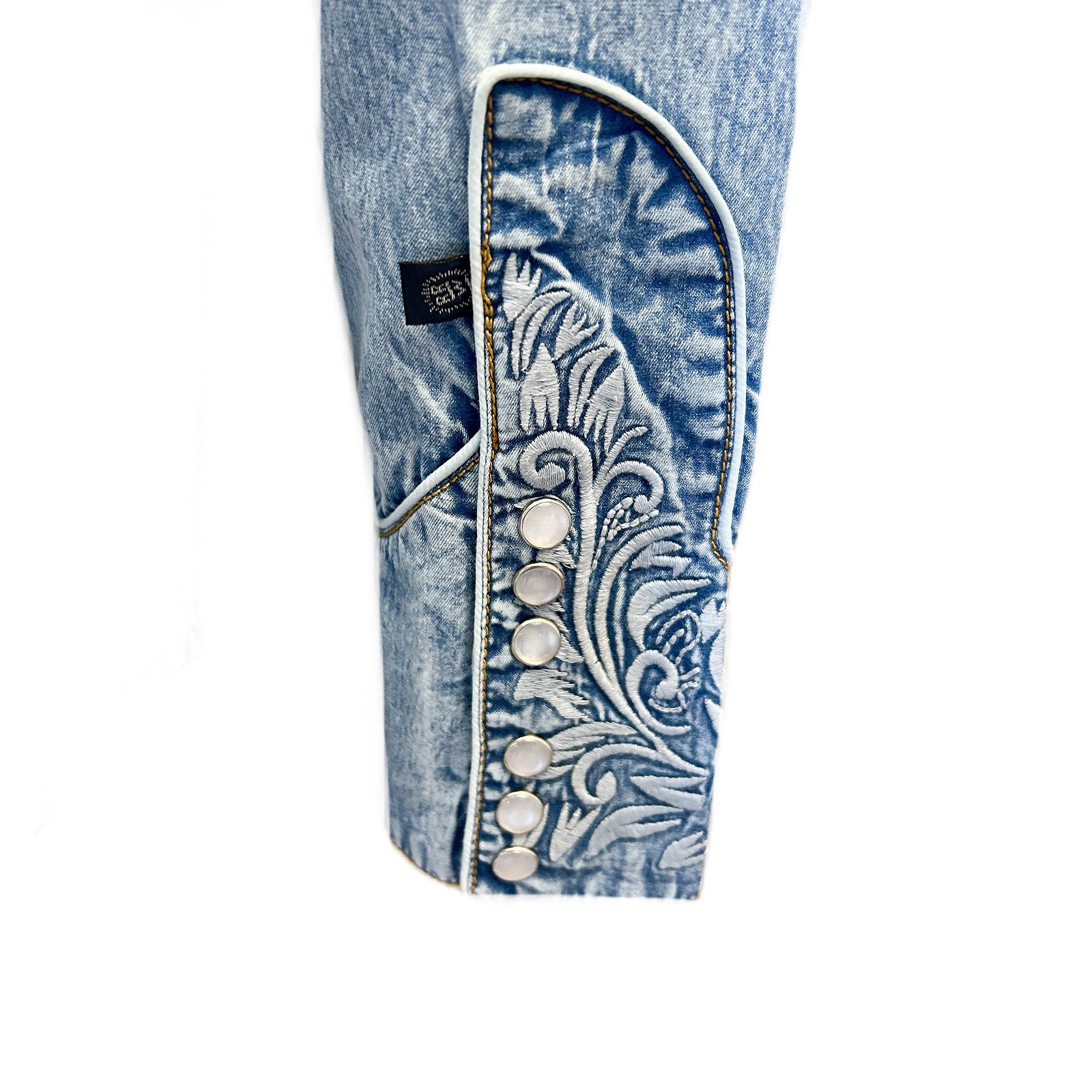 Rockmount Women's Vintage Tooling Embroidery Denim & Blue Shirt
