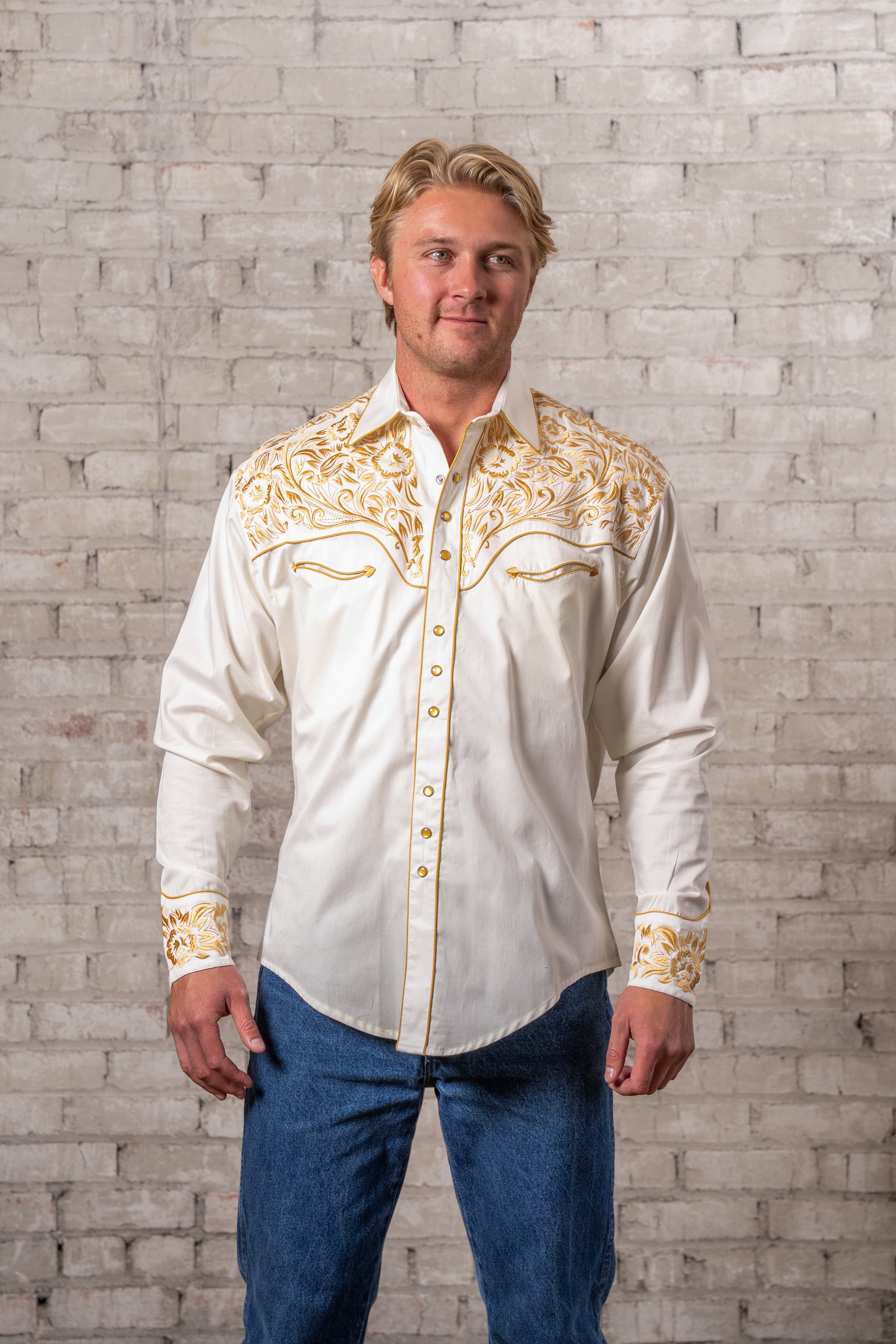 white and gold dress shirt mens Youllyuu Gold Paisley Shirt Men Slim Fit Long Sleeve Mens White Dress Shirts Nightclub Prom Shirt Black S at Amazon Men's Clothing store
