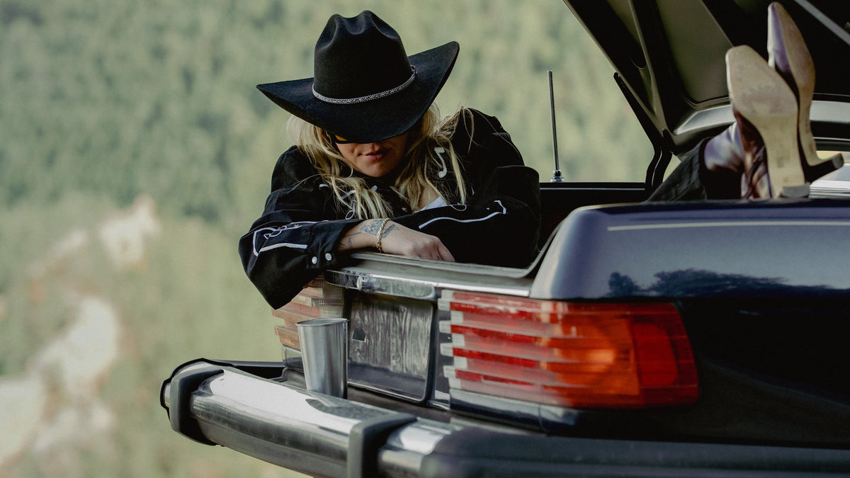 Black Cattleman Western Hat with Horse Hair Band